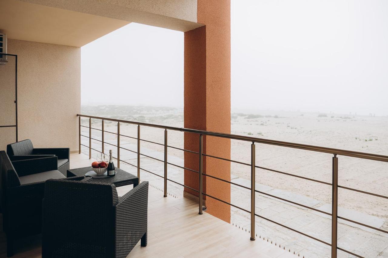 Три Слона Hotel Zatoka Ngoại thất bức ảnh