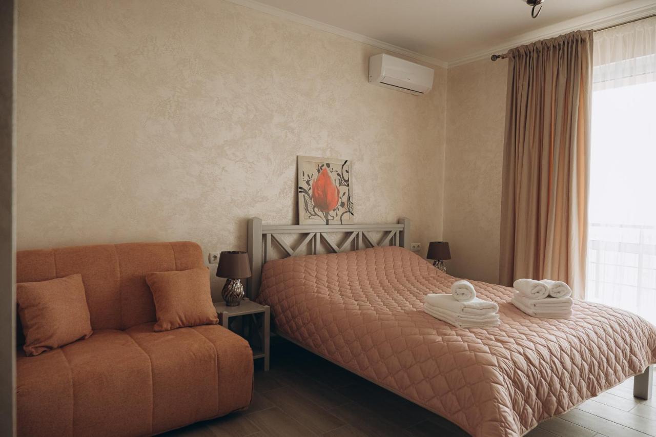 Три Слона Hotel Zatoka Ngoại thất bức ảnh