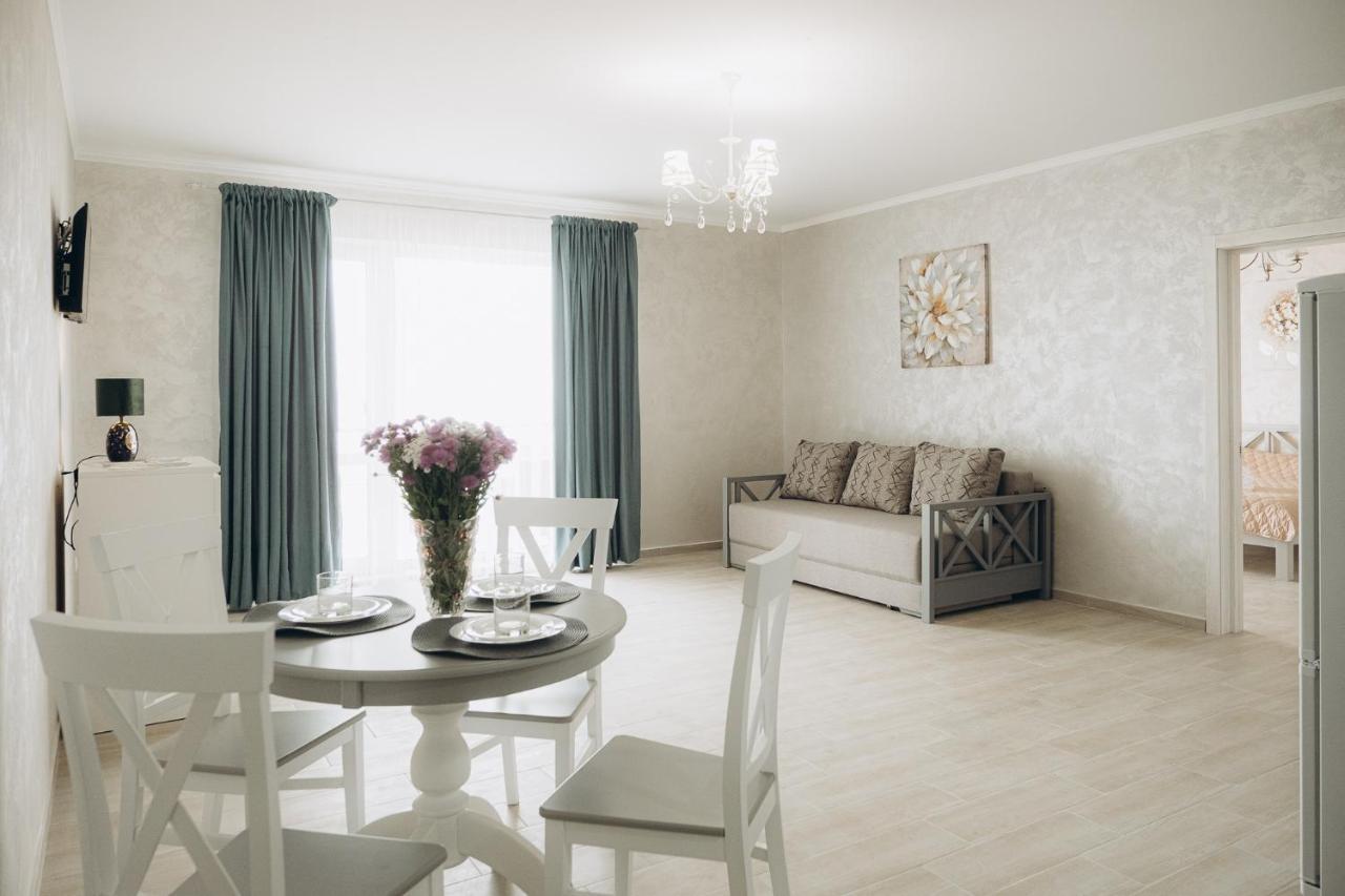 Три Слона Hotel Zatoka Ngoại thất bức ảnh