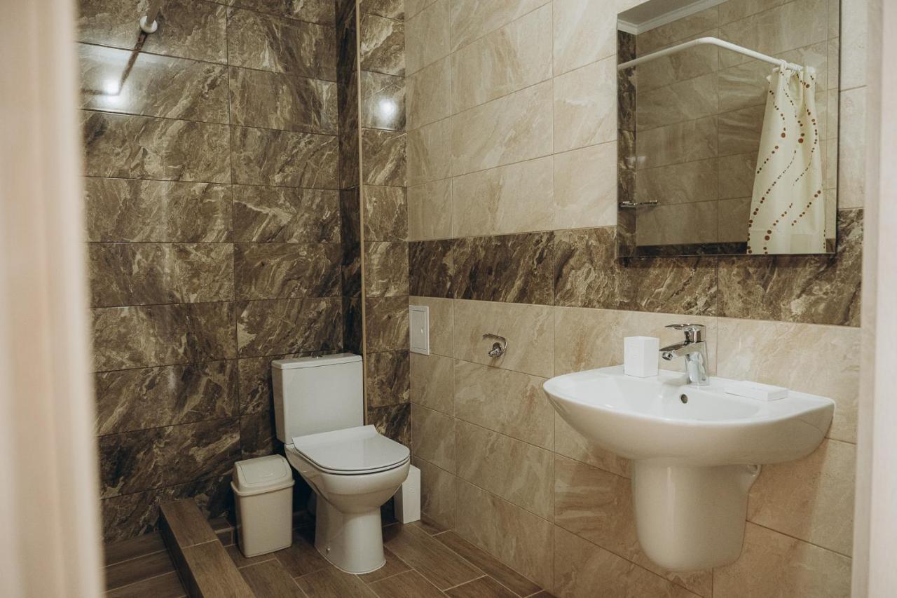 Три Слона Hotel Zatoka Ngoại thất bức ảnh
