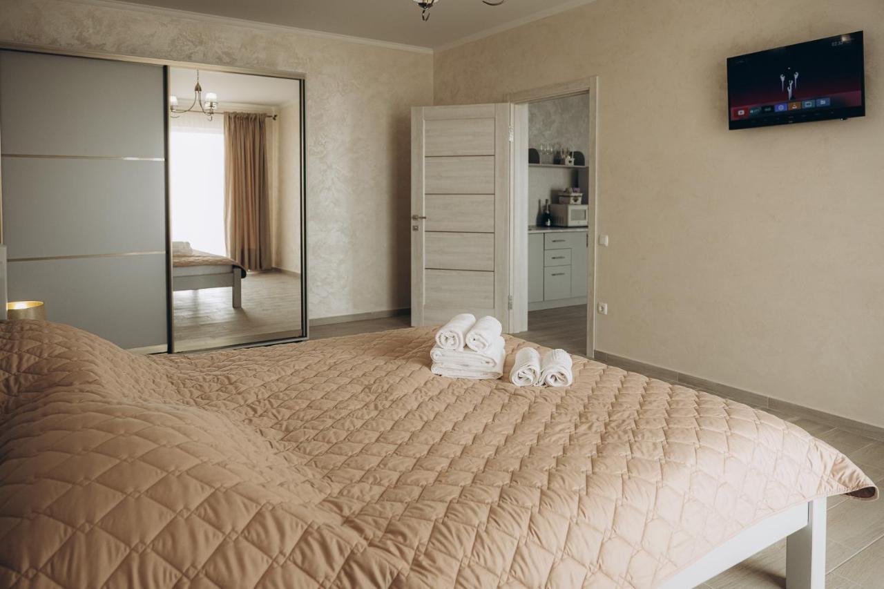 Три Слона Hotel Zatoka Ngoại thất bức ảnh