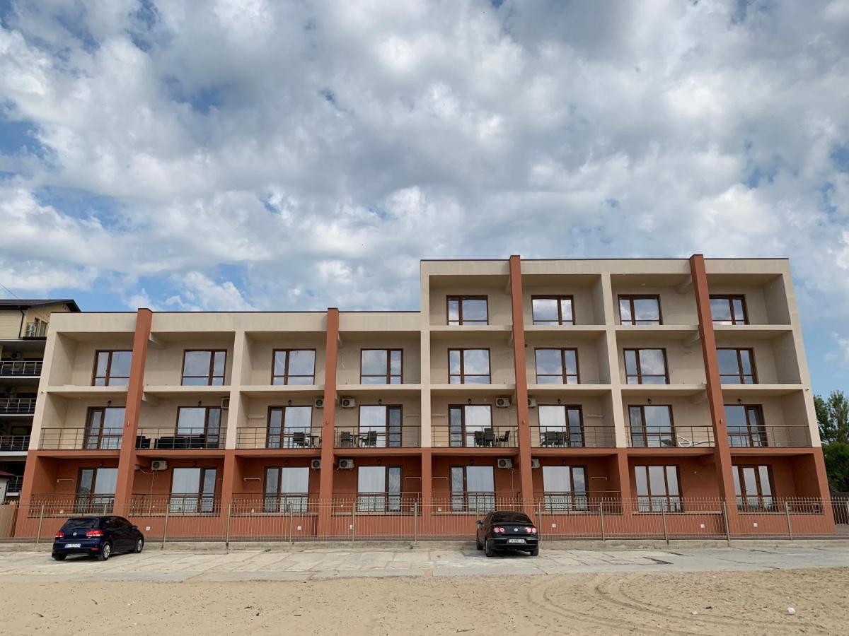 Три Слона Hotel Zatoka Ngoại thất bức ảnh